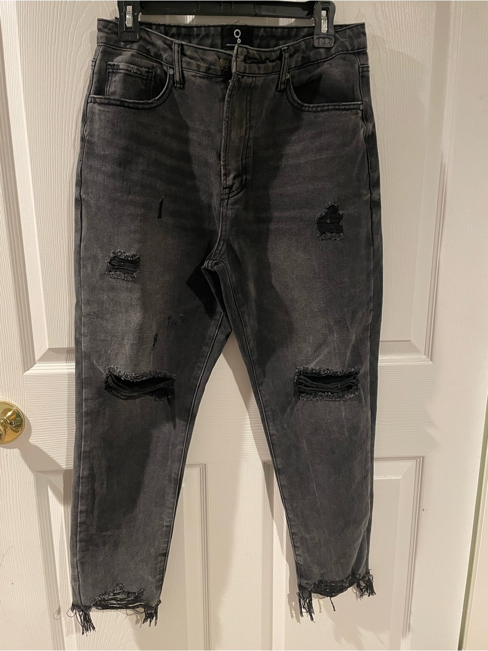 Women's Black Distressed Ankle Jeans